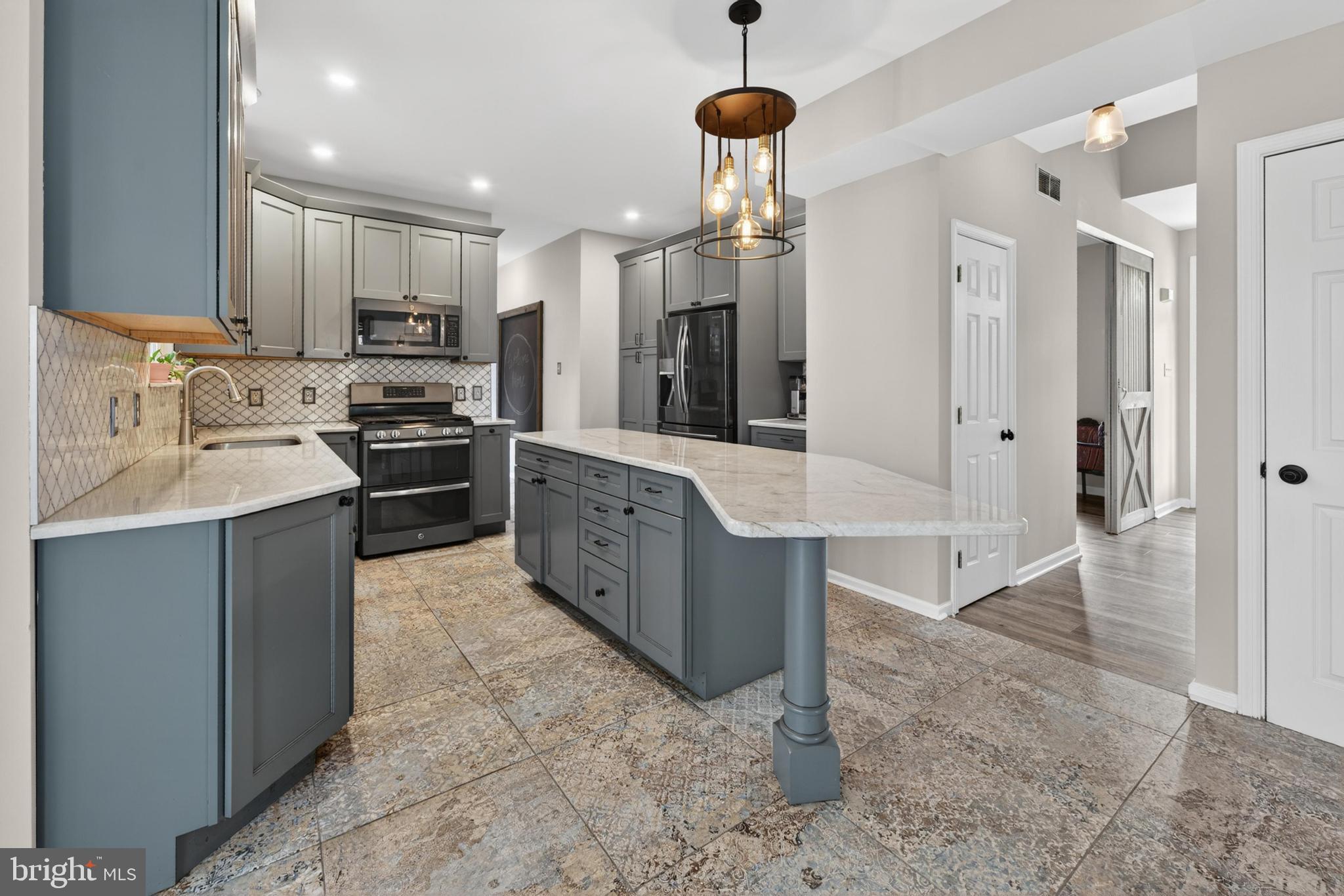 375 Friendship Road Clarksboro, NJ 08056 - Photo 14 of 59 Spanish porcelain tile floors