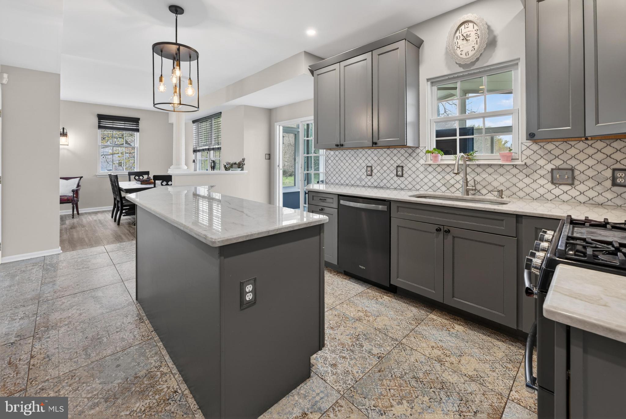 375 Friendship Road Clarksboro, NJ 08056 - Photo 17 of 59 Perfect for Entertaining!