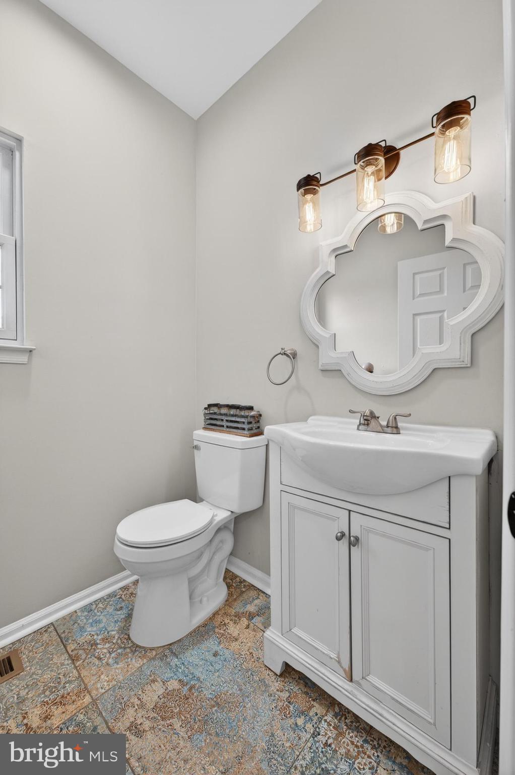 375 Friendship Road Clarksboro, NJ 08056 - Photo 20 of 59 Downstairs Half Bath