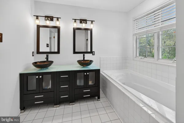 $647,116 | 375 Friendship Road, Clarksboro, NJ 08056