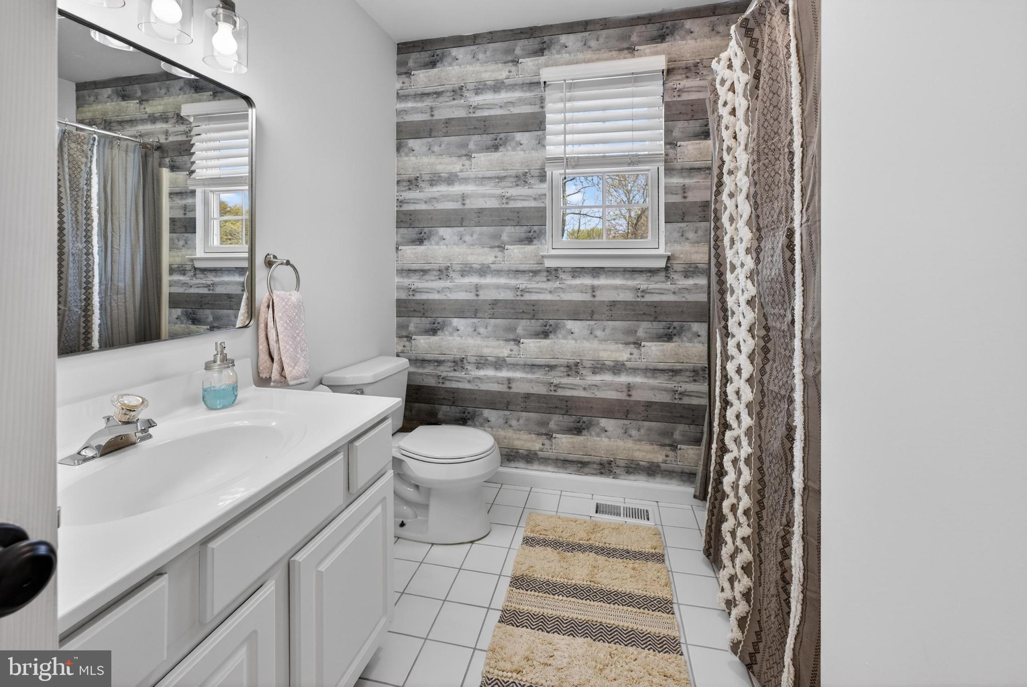 375 Friendship Road Clarksboro, NJ 08056 - Photo 28 of 59 Second Full Hall Bathroom!