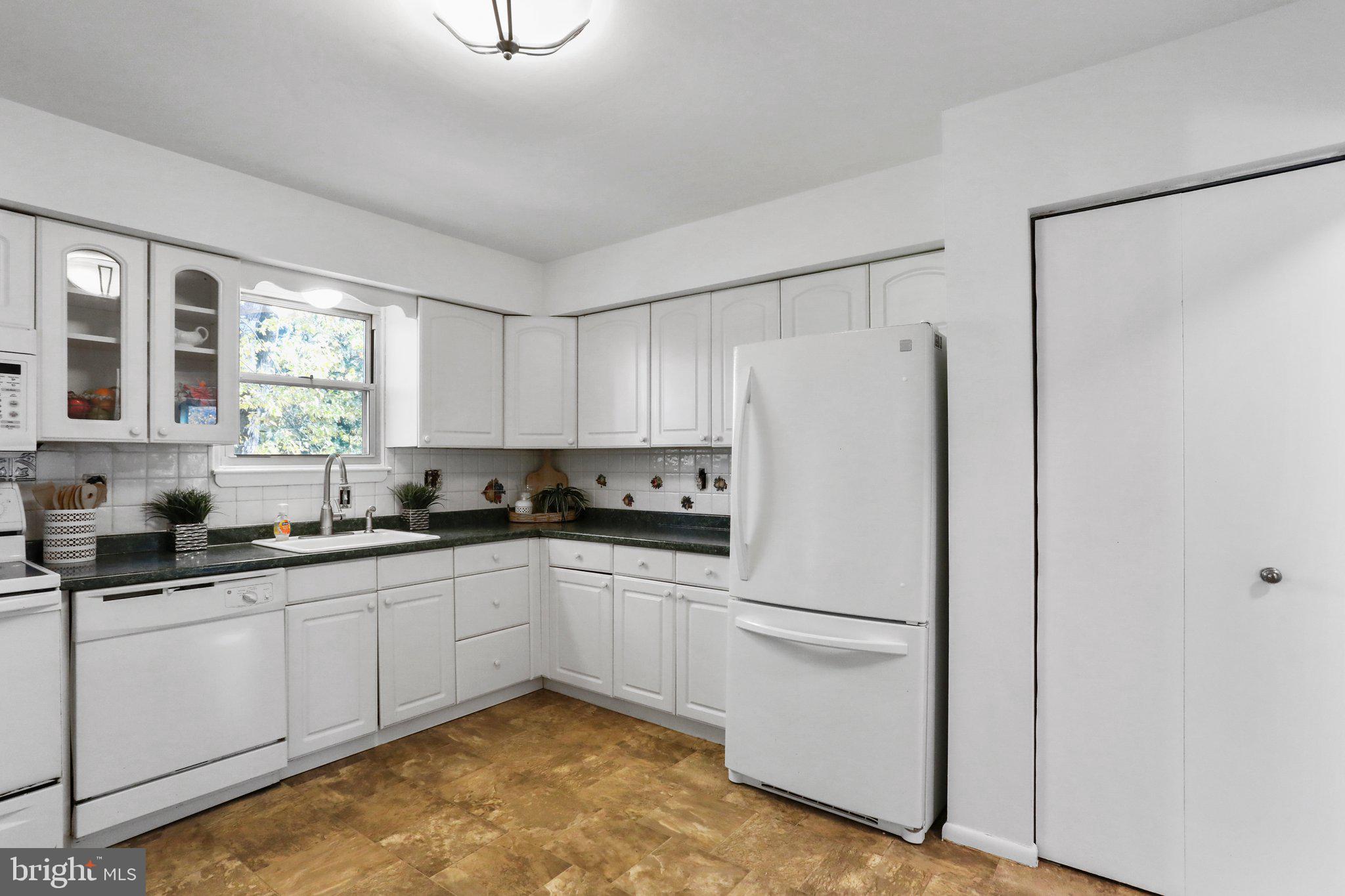 1159 Hampton Road Annapolis, MD 21409 - Photo 12 of 42