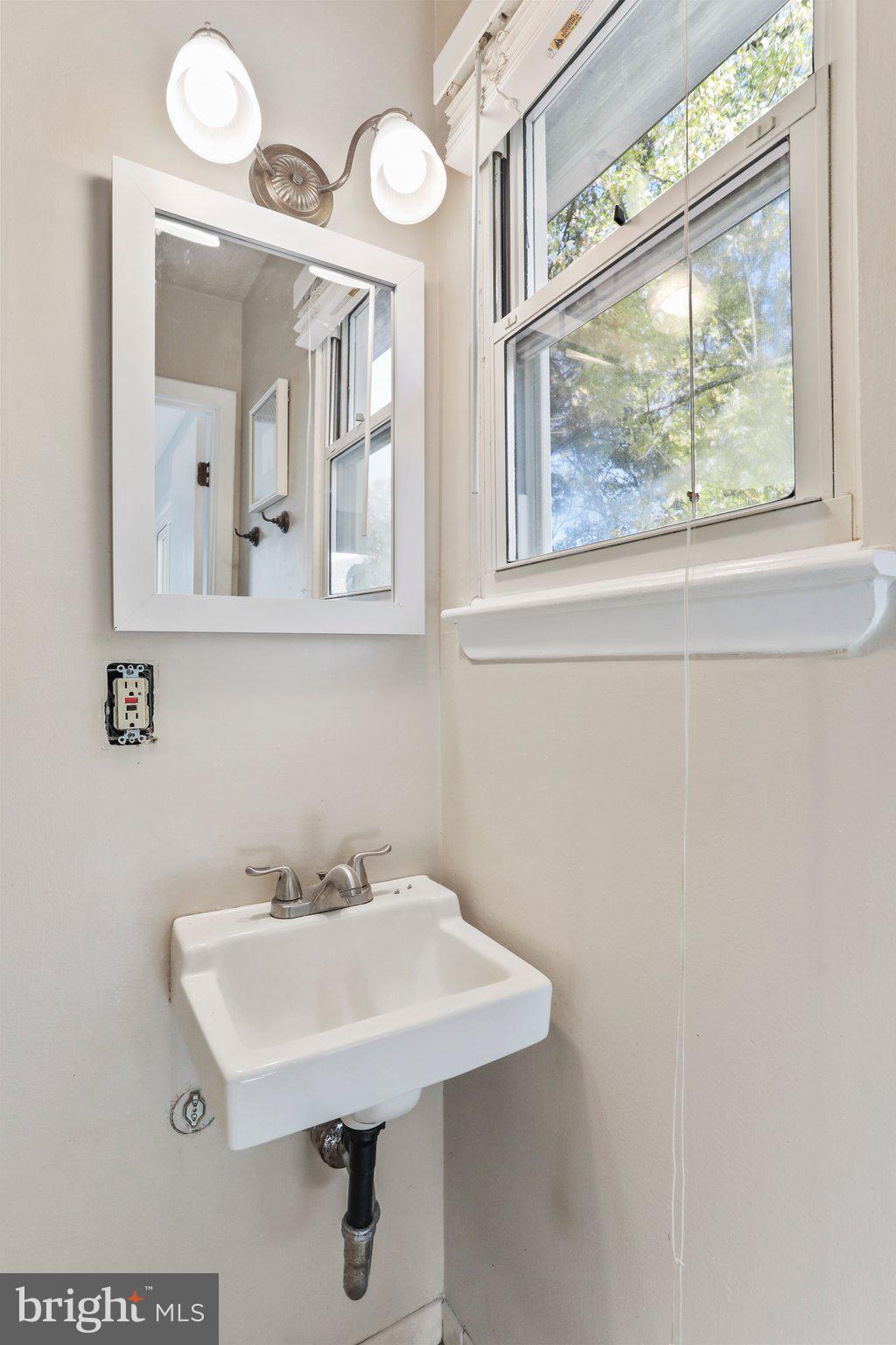 1159 Hampton Road Annapolis, MD 21409 - Photo 15 of 42