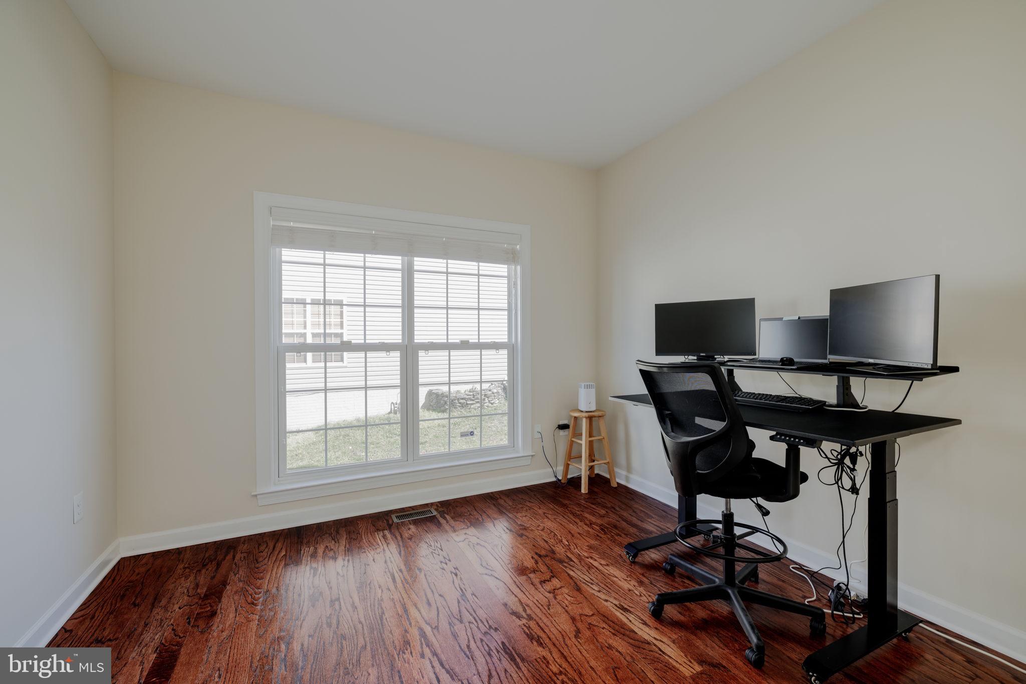 9084 Furey Road Lorton, VA 22079 - Photo 15 of 38 Office