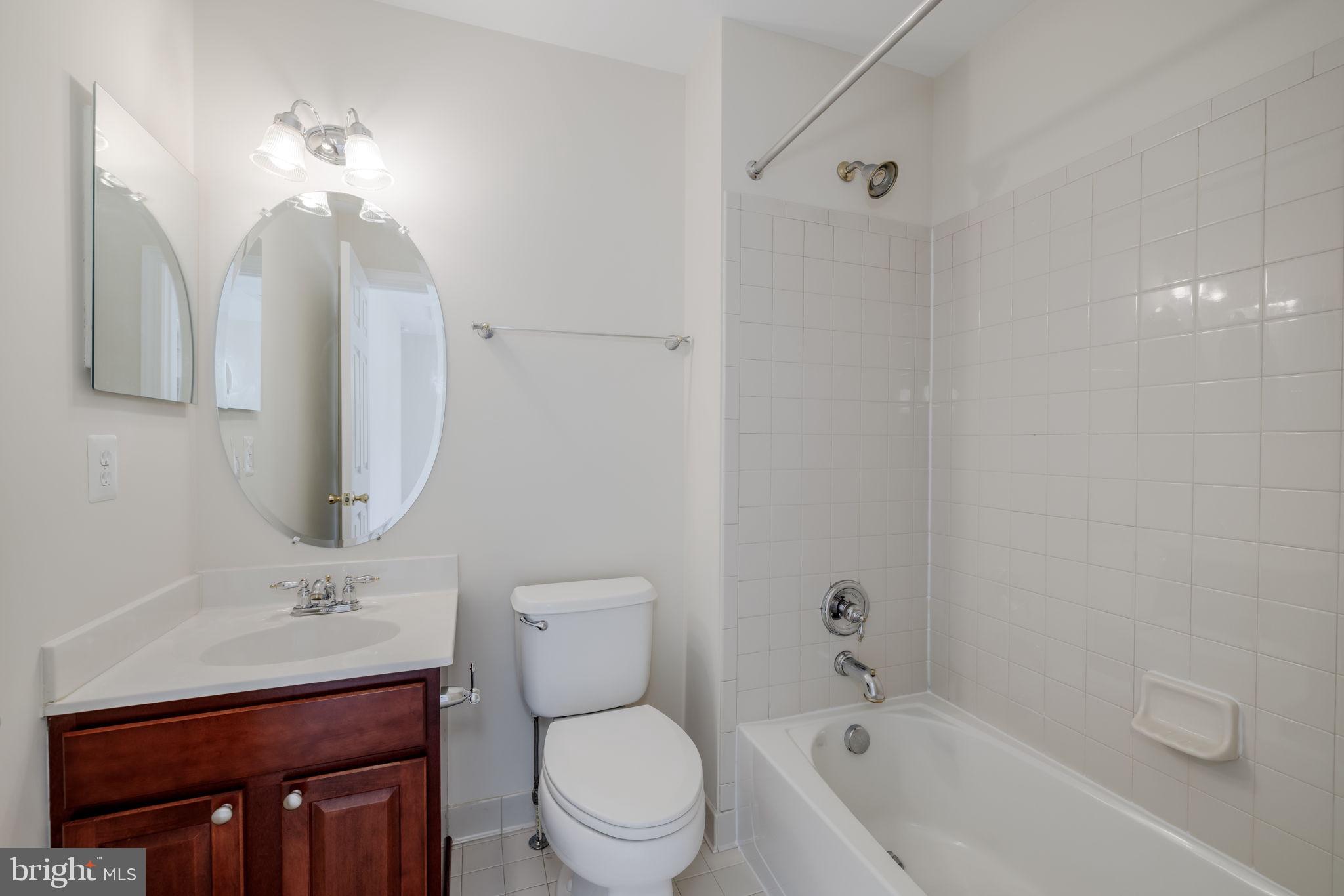 9084 Furey Road Lorton, VA 22079 - Photo 23 of 38 Guest Room En-Suite