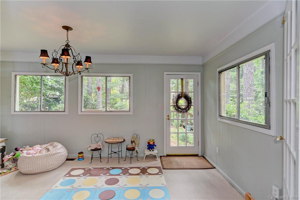 1123 Turnbridge Road Charlotte, NC 28226 - Photo 10 of 21 Gallery Image 10