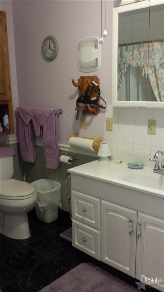 803 Walnut Street Decatur, IN 46733 - Photo 16 of 25
