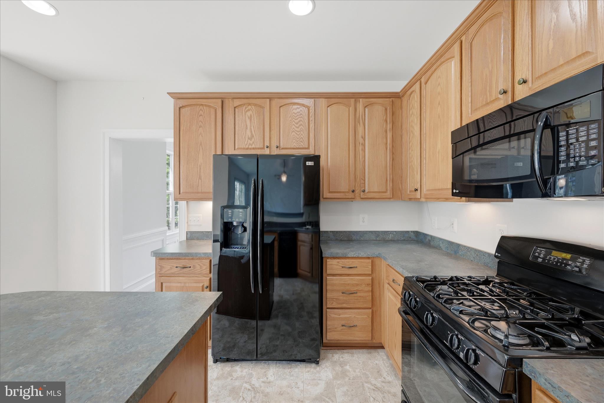 3583 Shandor Road Woodbridge, VA 22193 - Photo 20 of 73 Kitchen