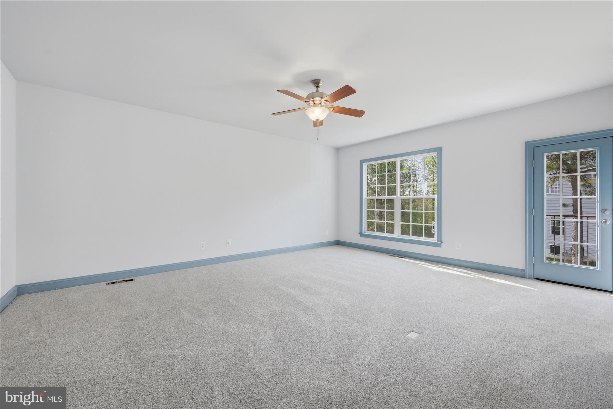 3583 Shandor Road Woodbridge, VA 22193 - Photo 22 of 73 Family Room