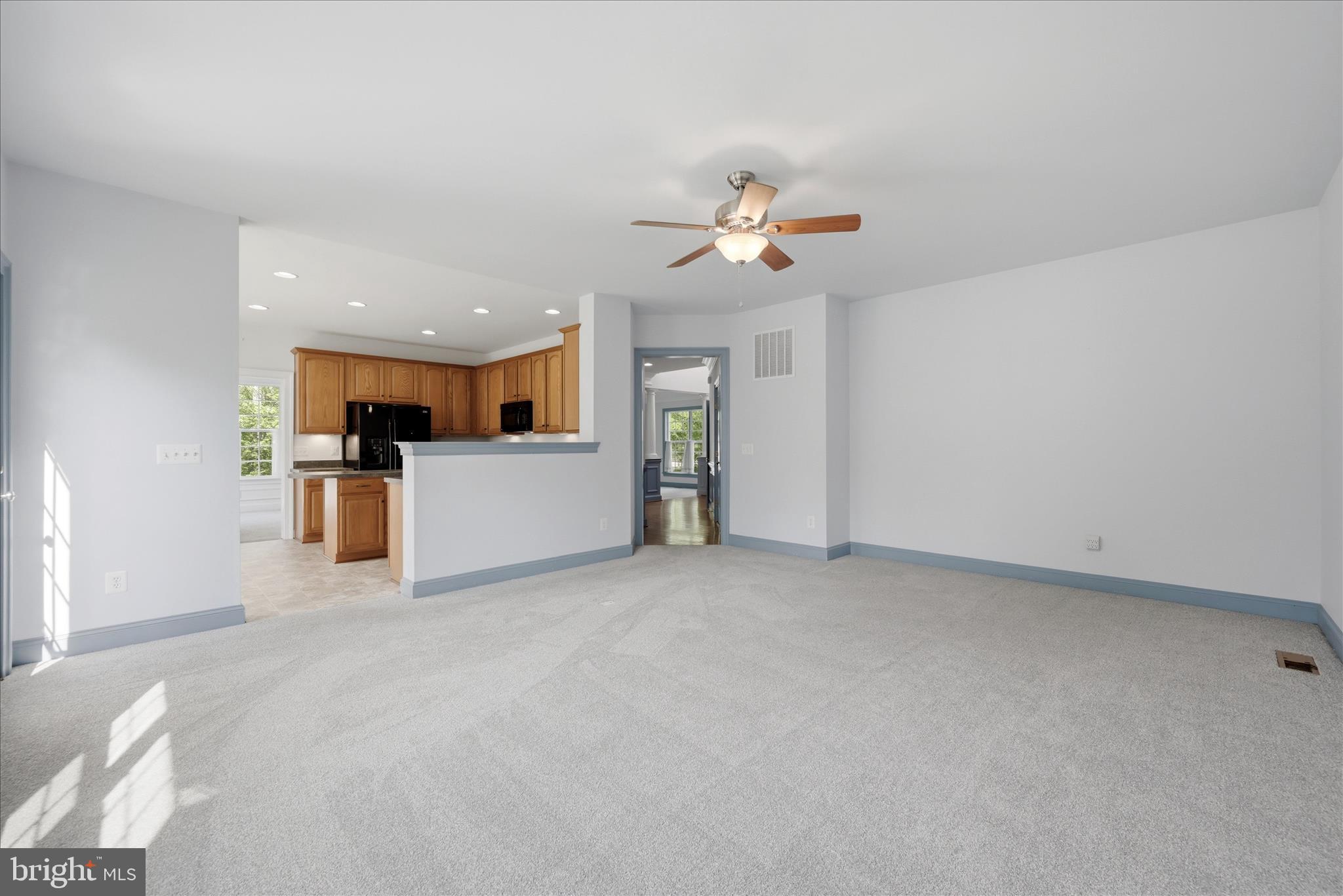 3583 Shandor Road Woodbridge, VA 22193 - Photo 23 of 73 Family Room