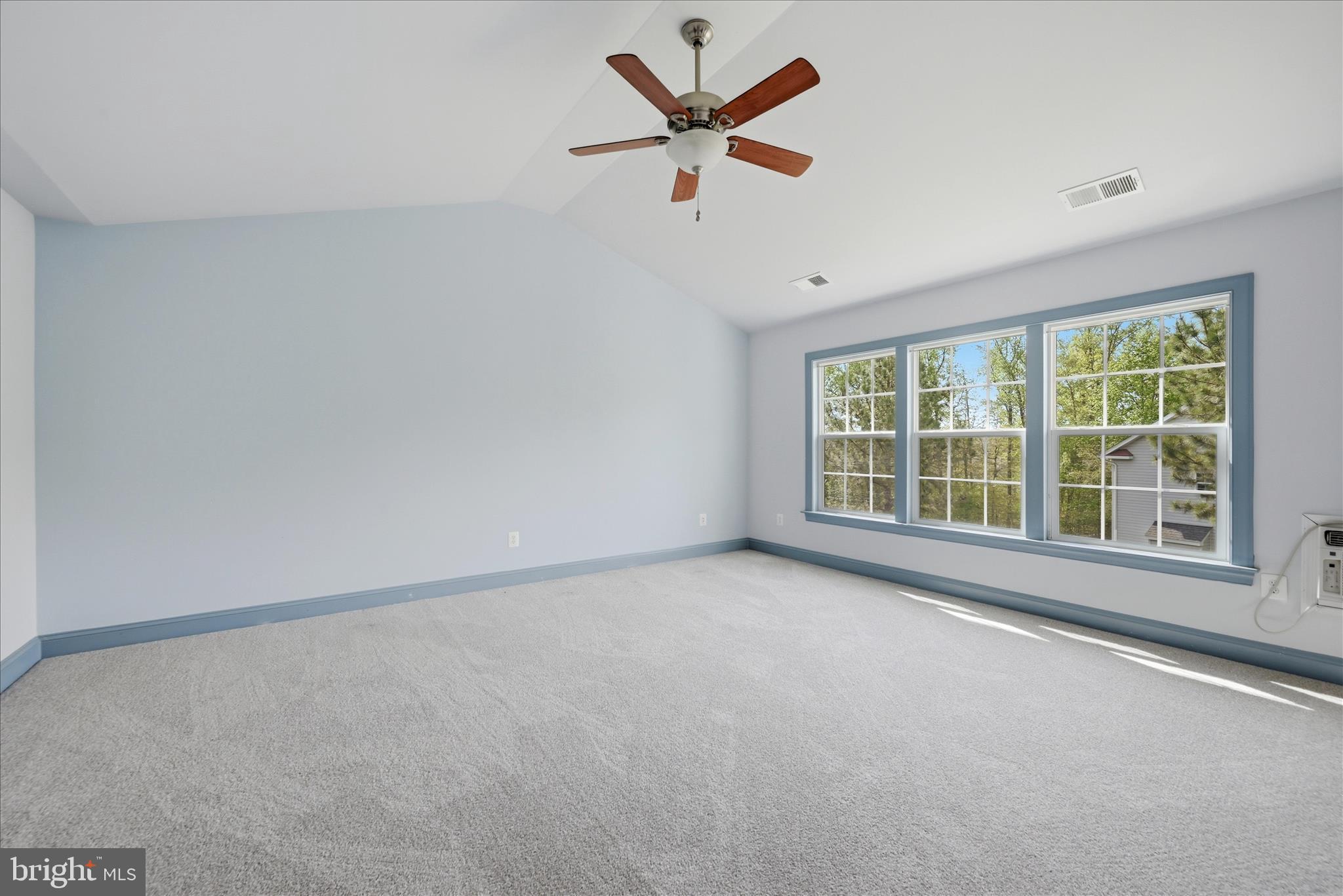 3583 Shandor Road Woodbridge, VA 22193 - Photo 26 of 73 Primary Bedroom