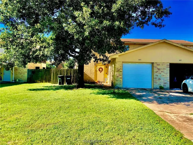 $1,175 | 1407 Hawk Tree Drive, College Station, TX 77845