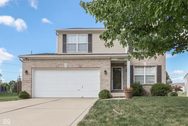 $2,600 | 12343 Jaguars Drive, Fishers, IN 46037