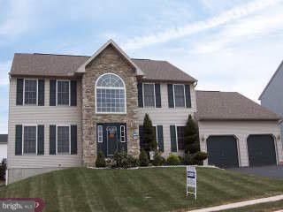 507 Augusta Drive West Sinking Spring, PA 19608 - Photo 1 of 6 Gallery Image 1