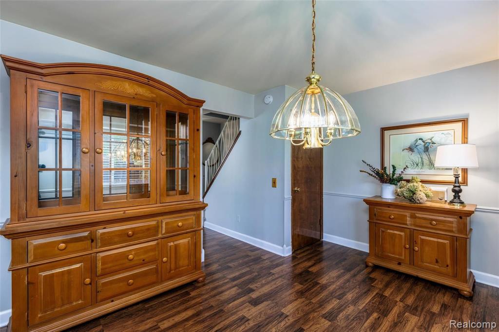 1007 Vernier Road Grosse Pointe, MI 48236 - Photo 11 of 50