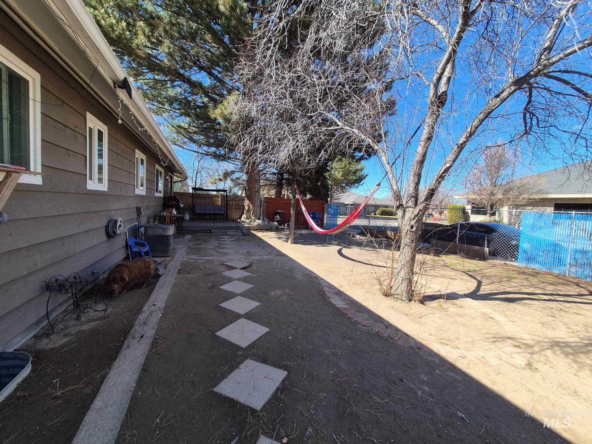 820 Meadows Drive Twin Falls, ID 83301 - Photo 18 of 23 View of fenced backyard
