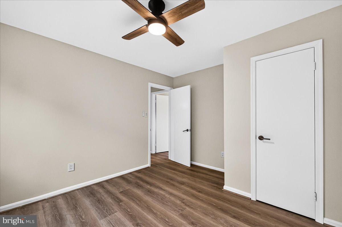 11057 Bishopsgate Court Reston, VA 20194 - Photo 37 of 72 Second Bedroom
