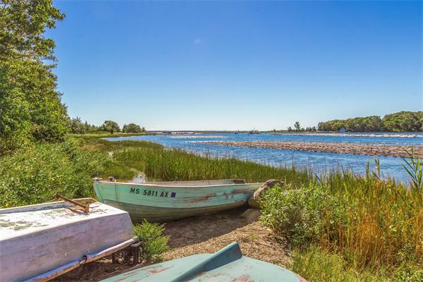 31 Bourne Point Road Wareham, MA 02571 - Photo 8 of 20