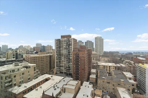 $240,000 | 2728 North Hampden Court, Unit 1609, Chicago, IL 60614