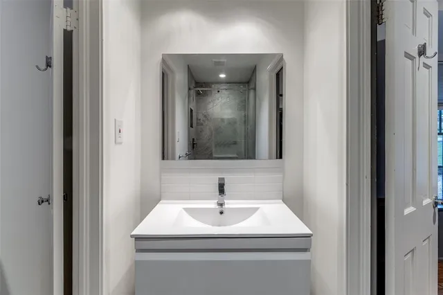 $1,599,000 | 7031 North Janmar Drive, Dallas, TX 75230