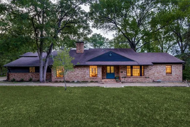 $1,599,000 | 7031 North Janmar Drive, Dallas, TX 75230