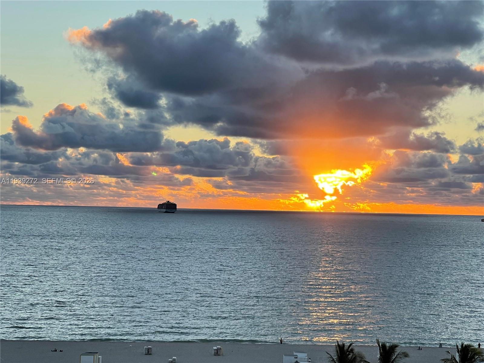 100 Lincoln Road, Unit 1230 Miami Beach, FL 33139 - Photo 15 of 38 a view of an ocean