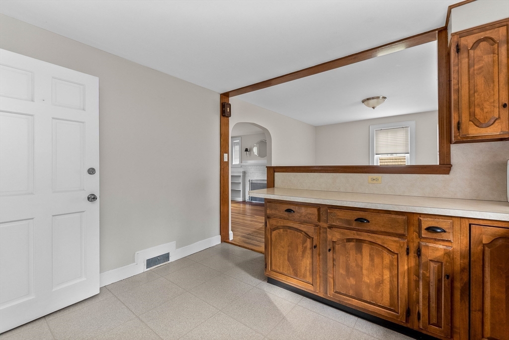 862 Pleasant Street Canton, MA 02021 - Photo 12 of 28