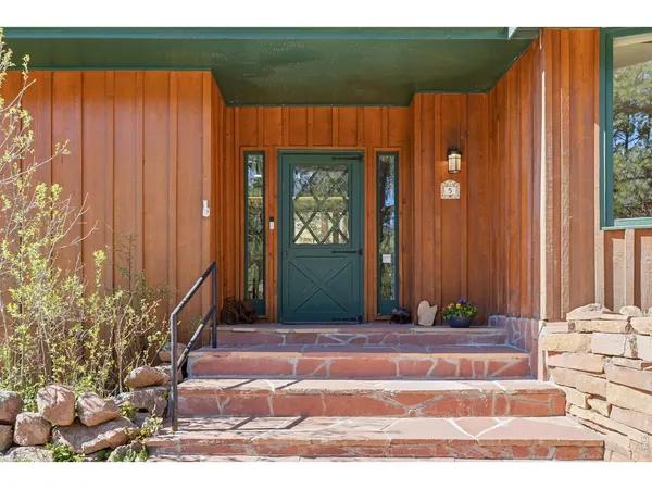 $843,000 | 5 Mohawk Road, Lyons, CO 80540