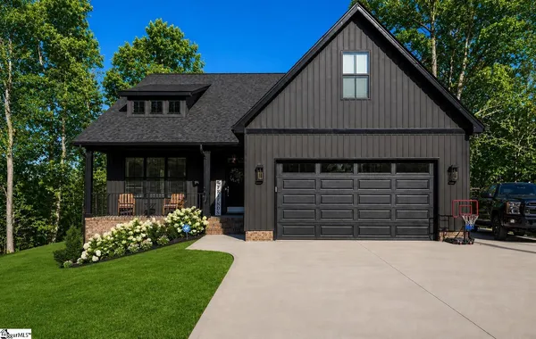$605,000 | 26 Birch Tree Road, Greer, SC 29651