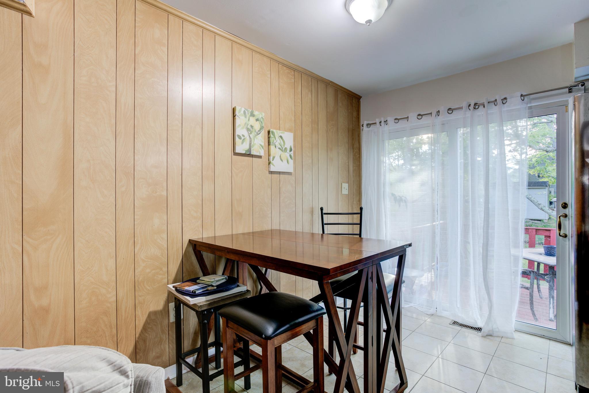 13106 Newgate Road Woodbridge, VA 22193 - Photo 12 of 31 Gallery Image 12