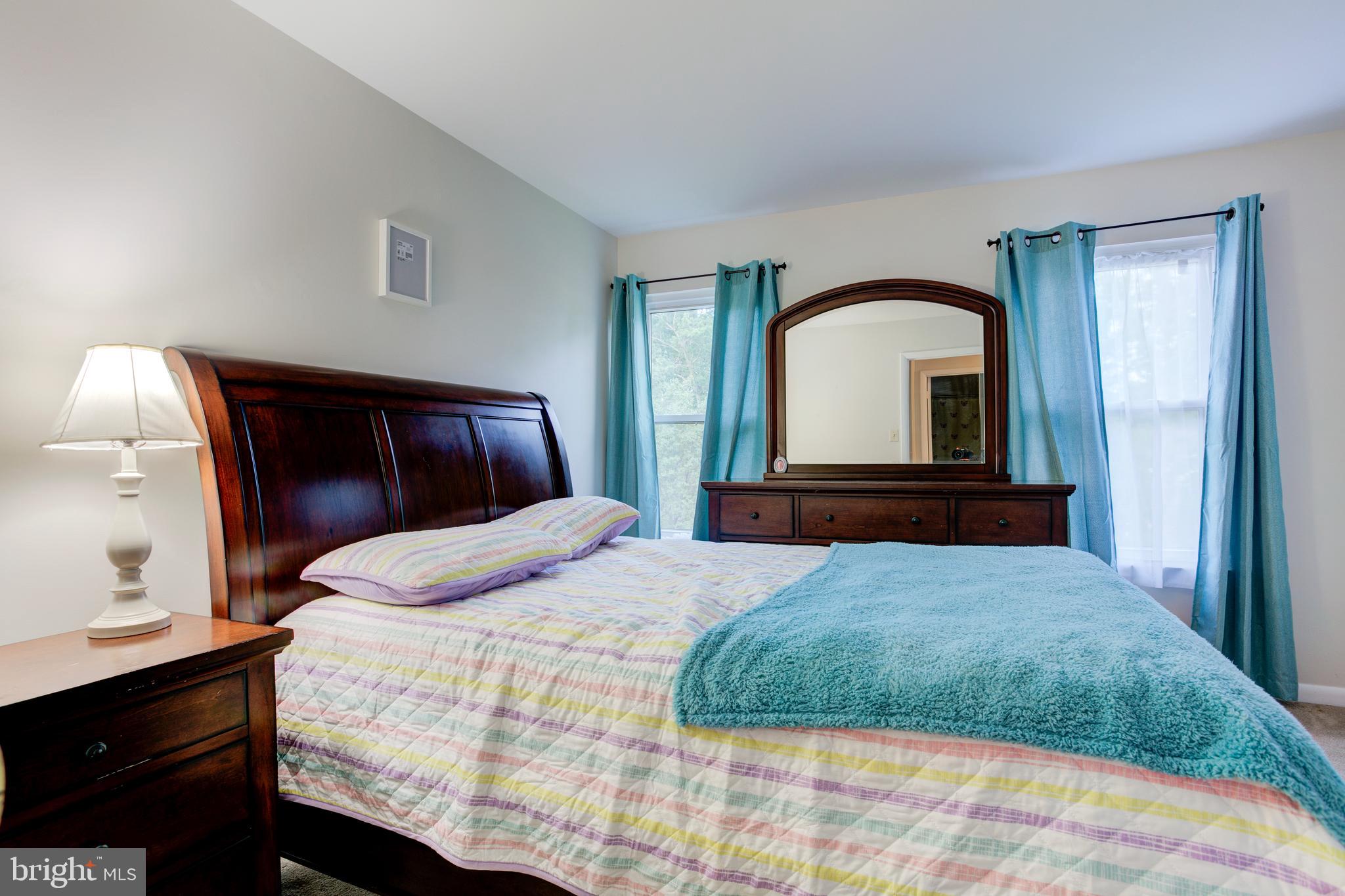 13106 Newgate Road Woodbridge, VA 22193 - Photo 19 of 31 Gallery Image 19