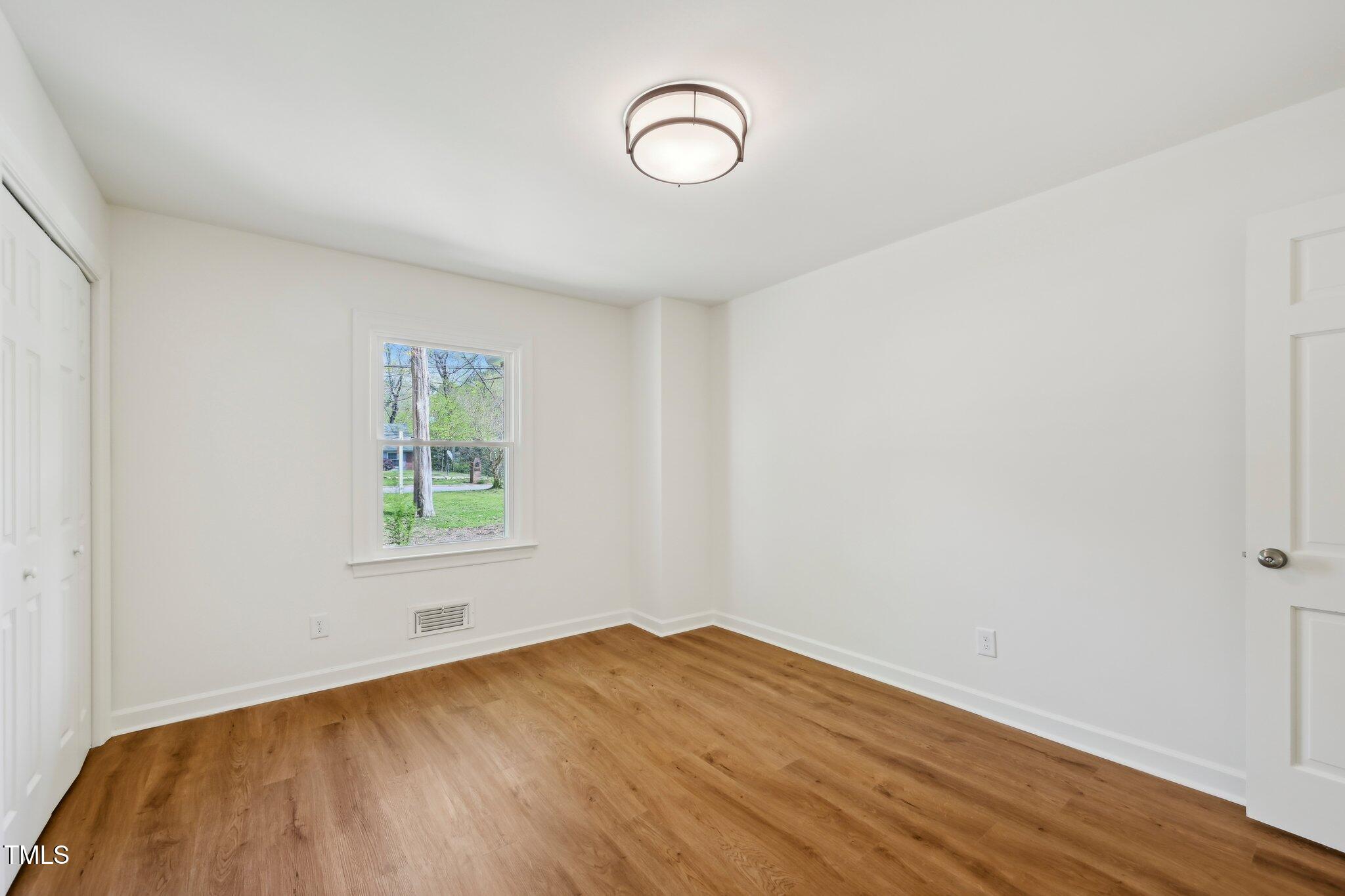4815 Oak Park Road Raleigh, NC 27612 - Photo 30 of 50 22-web-or-mls-Oak Park Rd-03042025-022