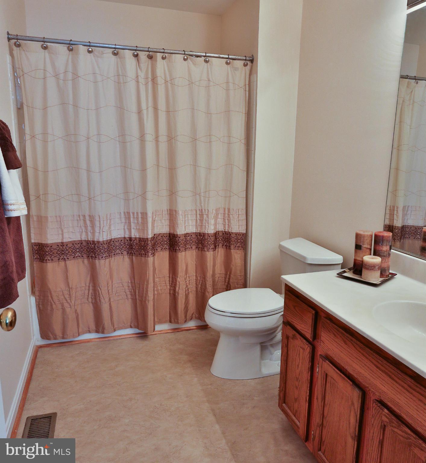 2705 Maynard Road Crofton, MD 21114 - Photo 15 of 28 Bath (Master)