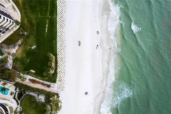 $16,000 | 10842 Vanderbilt Drive, Naples, FL 34108