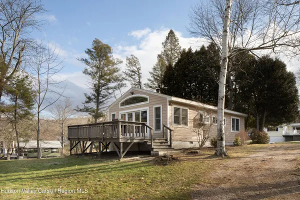 $615,000 | 5 Adams Drive, Hillsdale, NY 12529