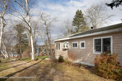 $615,000 | 5 Adams Drive, Hillsdale, NY 12529