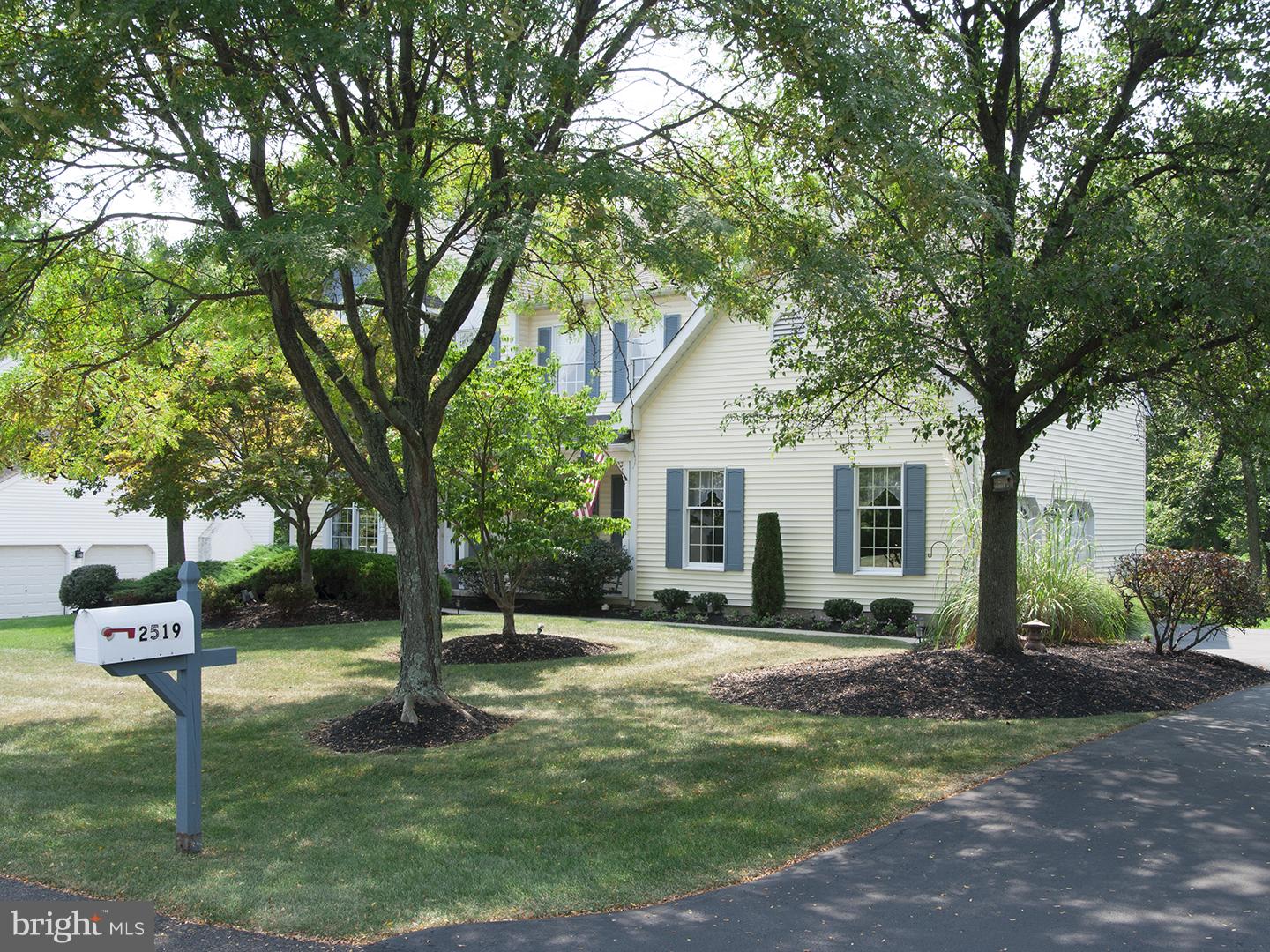 2519 West Rockspray Road Jamison, PA 18929 - Photo 2 of 25 Exterior Front