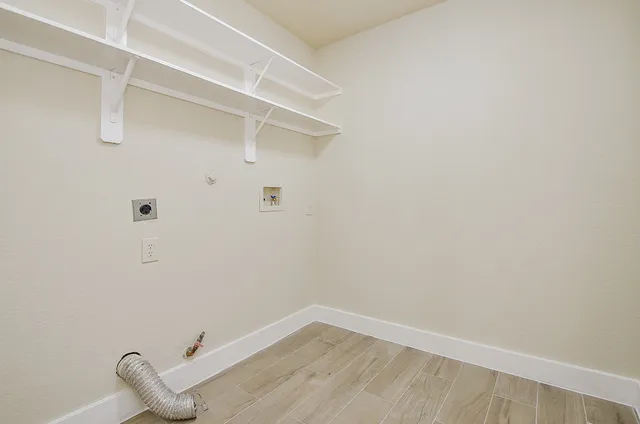 $2,200 | 3935 Federal Lane, Missouri City, TX 77459