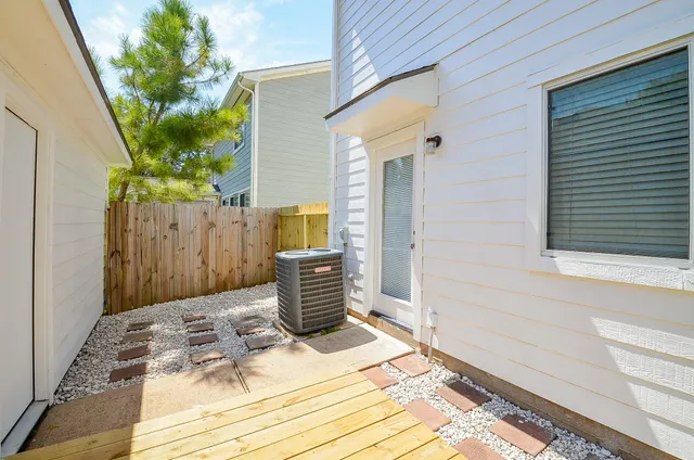 $2,200 | 3935 Federal Lane, Missouri City, TX 77459