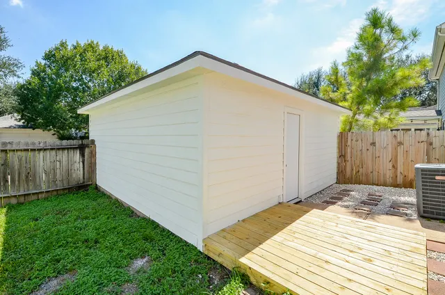 $2,200 | 3935 Federal Lane, Missouri City, TX 77459