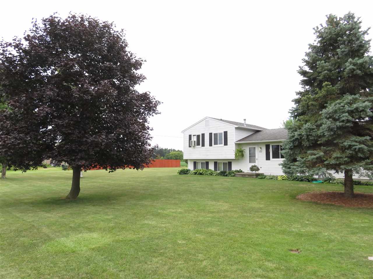 4548 Newburg Road Bancroft, MI 48414 - Photo 25 of 26 31328367-24.JPG