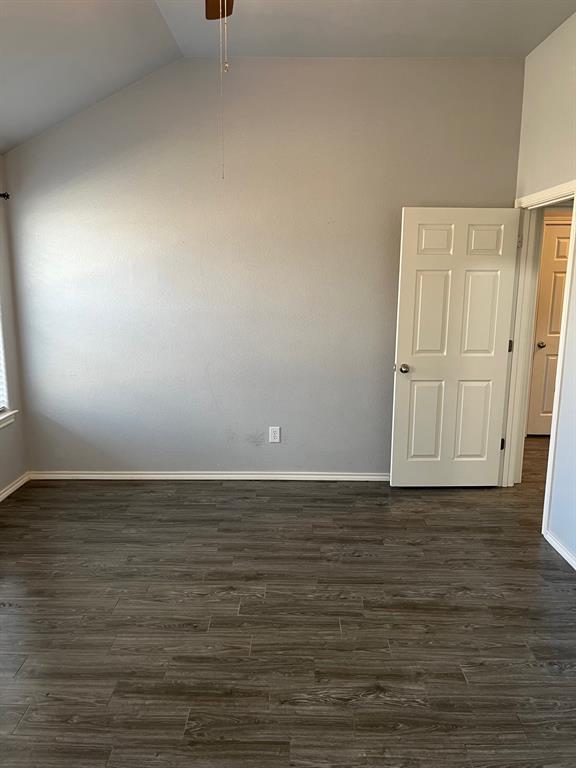 203 East Border Street Rio Vista, TX 76093 - Photo 10 of 14