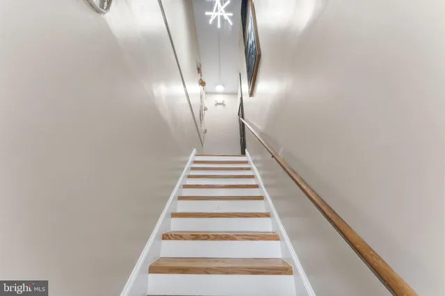 $2,000 | 2002 17th Street Northwest, Unit 2, Washington, DC 20009