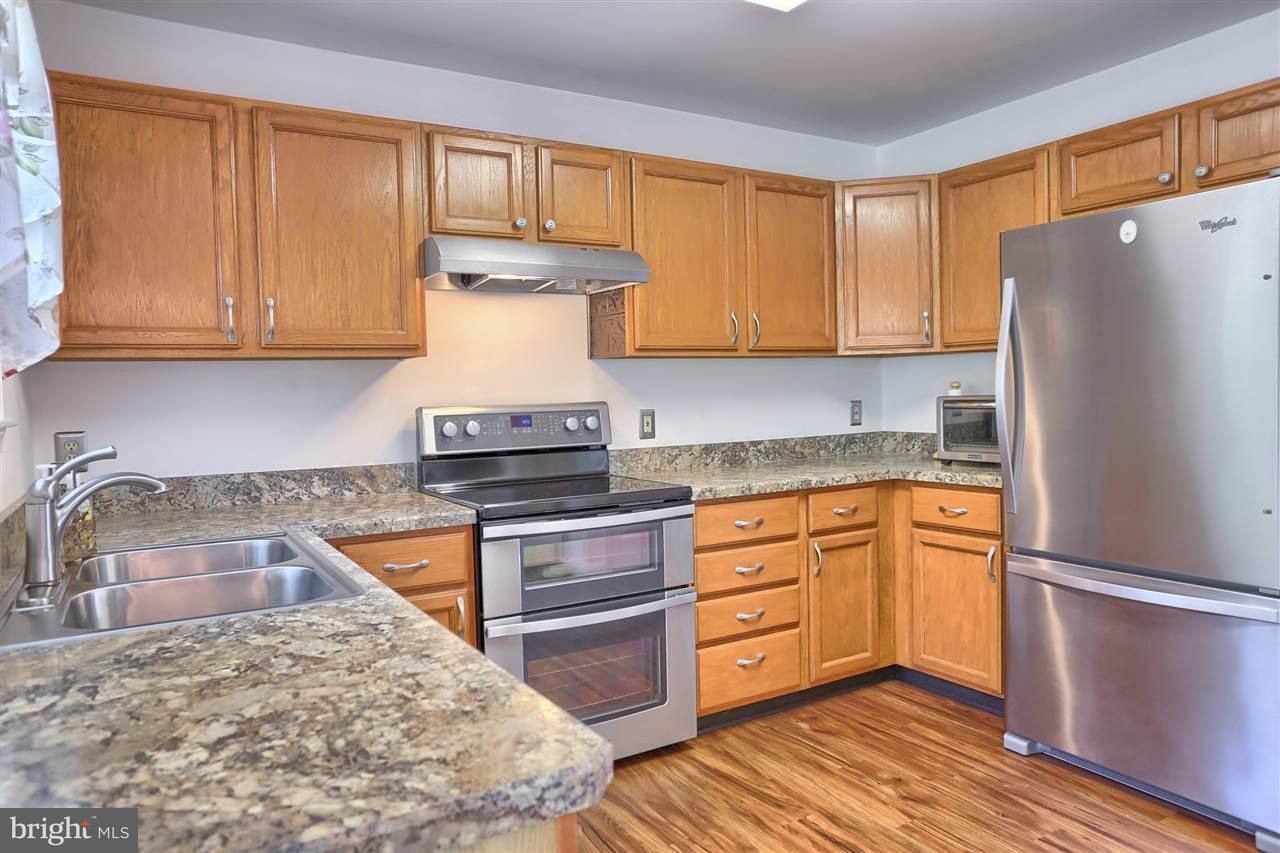 255 Valley Road Etters, PA 17319 - Photo 2 of 10 Gallery Image 2