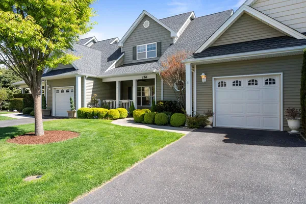 $659,000 | 156 Stoneleigh Drive, Riverhead, NY 11901