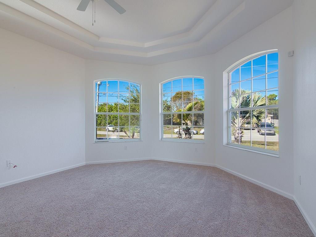 386 Southwest Ridgecrest Drive Port St. Lucie, FL 34953 - Photo 16 of 24