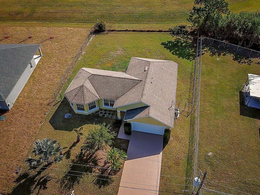 386 Southwest Ridgecrest Drive Port St. Lucie, FL 34953 - Photo 2 of 24