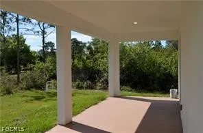 $1,950 | 970 Lakeside Drive, Lehigh Acres, FL 33974