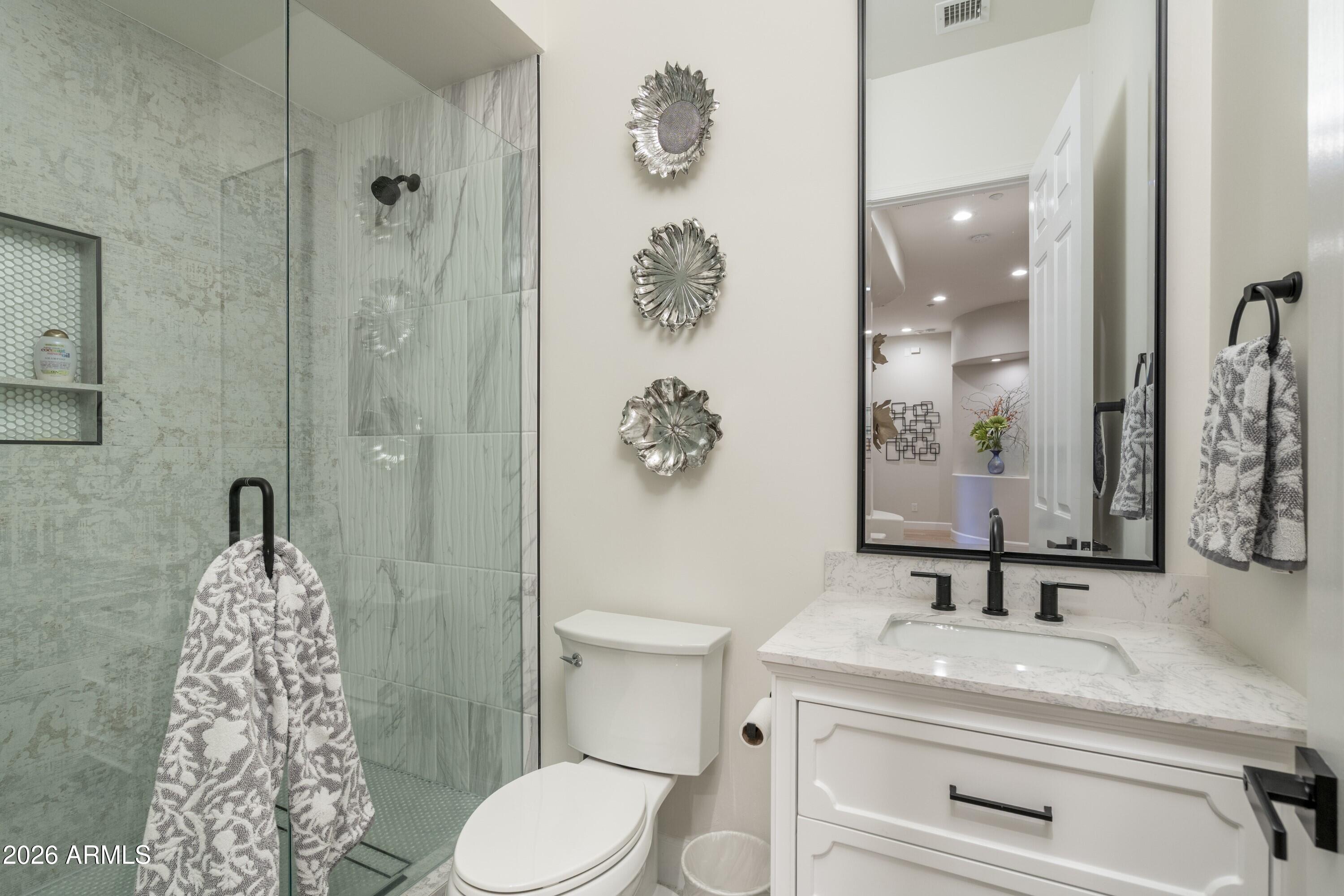 7278 East Eagle Feather Road Scottsdale, AZ 85266 - Photo 26 of 45 Third Bathroom