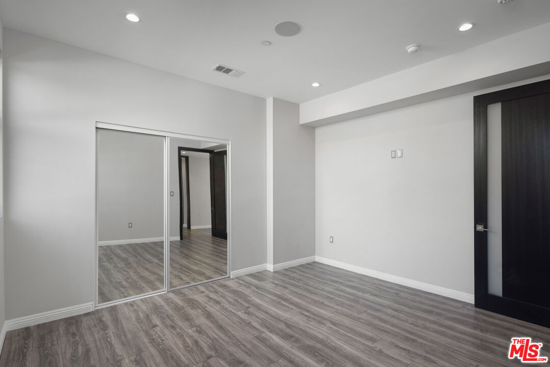 156 North Wetherly Drive Beverly Hills, CA 90211 - Photo 52 of 57 a view of wooden floor